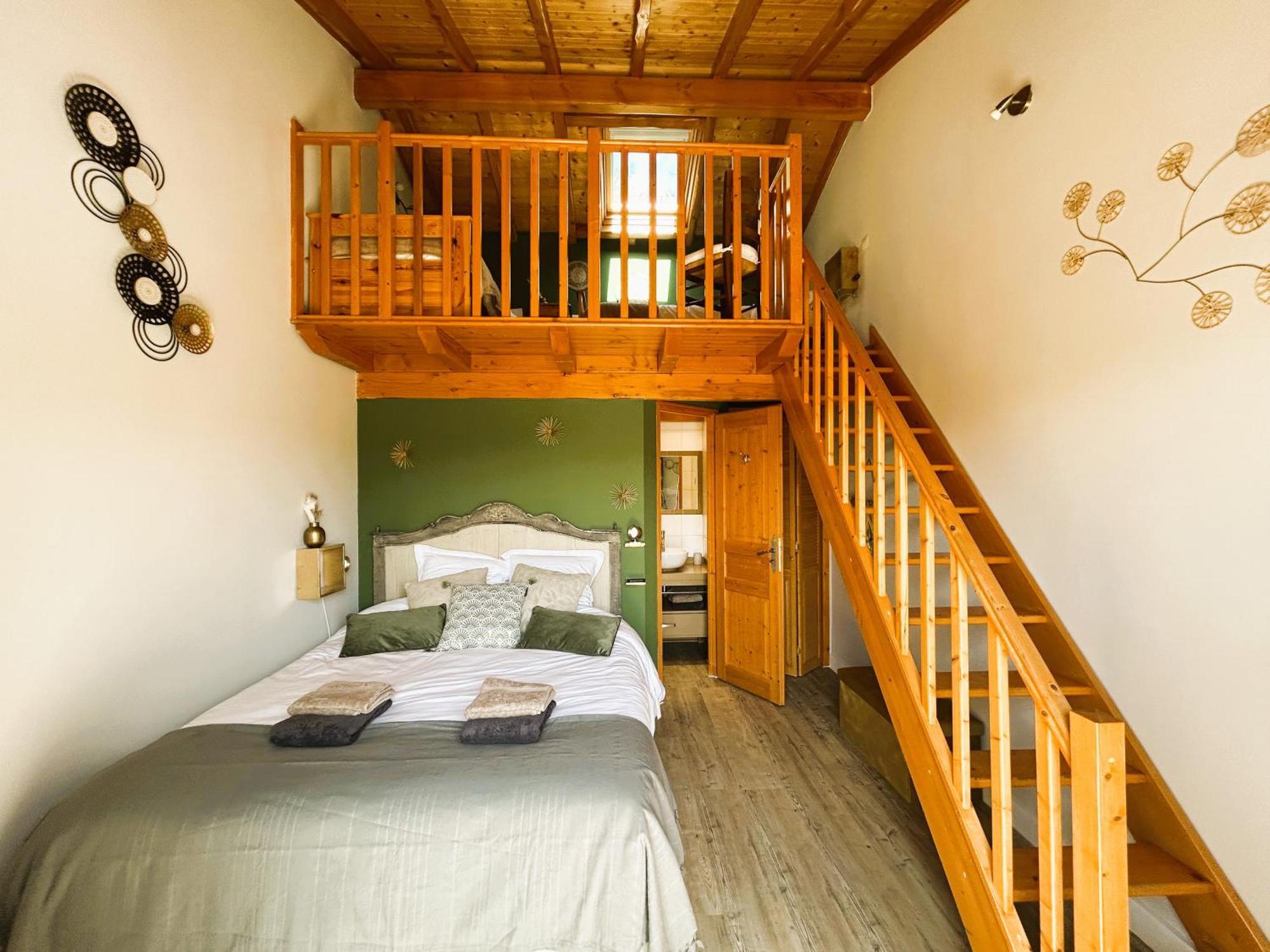 Maison d'Hotes du Vert Vallon Theize Exterior foto